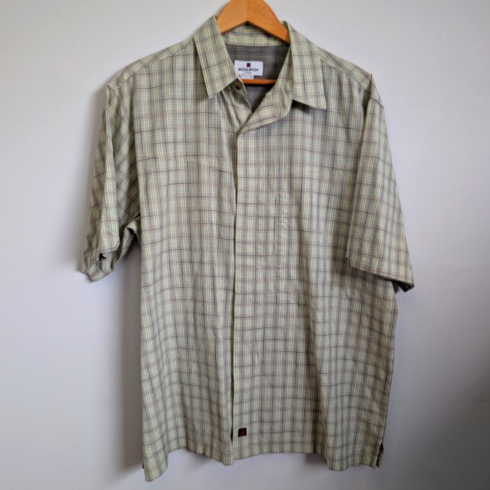 Woolrich Short Sleeve Button-Up Shirt Men's Large